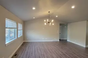 108 S 900 E, Hyde Park, UT 84318 - Photo 8