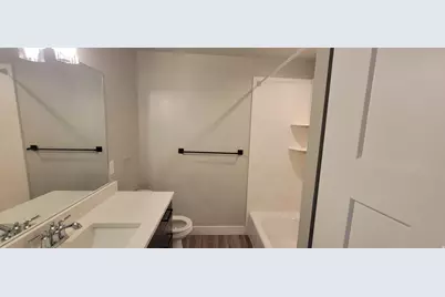 108 S 900 E, Hyde Park, UT 84318 - Photo 10