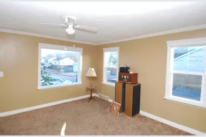 137 Country Club Dr Dr, South Ogden, UT 84405 - Photo 6