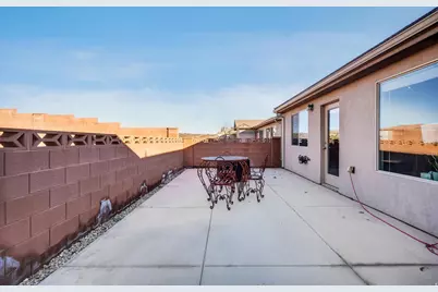 1269 E Pine Valley St, Washington, UT 84780 - Photo 32