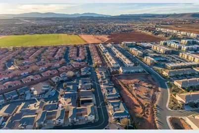 1269 E Pine Valley St, Washington, UT 84780 - Photo 40