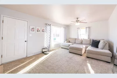 5243 S 2200 W, Roy, UT 84067 - Photo 6