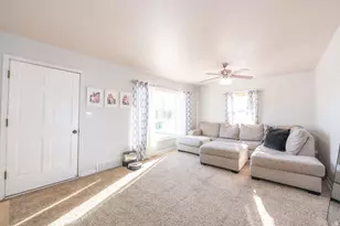 5243 S 2200 W, Roy, UT 84067 - Photo 6