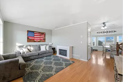 1868 N 75 E, Layton, UT 84041 - Photo 4