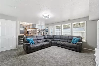 1868 N 75 E, Layton, UT 84041 - Photo 10