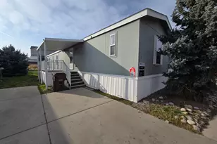 8429 W Antelope Hills Dr S, Magna, UT 84044 - Photo 2