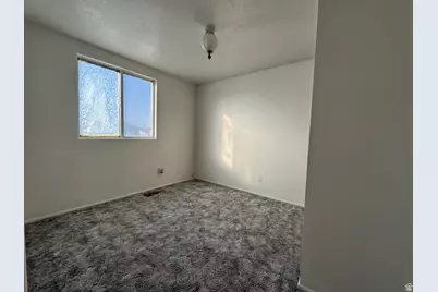 3718 S Bronco Cir, Magna, UT 84044 - Photo 14