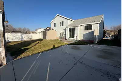 3718 S Bronco Cir, Magna, UT 84044 - Photo 16
