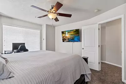 810 N Farmington Xing, Farmington, UT 84025 - Photo 16