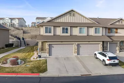 1827 E Whitetail Dr, Layton, UT 84040 - Photo 1