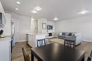 463 E London Wy, Clearfield, UT 84015 - Photo 8