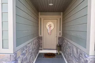 540 E Quail Ln, Layton, UT 84041 - Photo 2