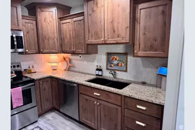 540 E Quail Ln, Layton, UT 84041 - Photo 18