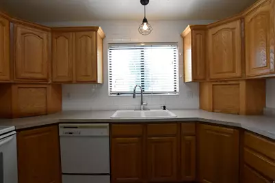 2700 N 300 E, North Logan, UT 84341 - Photo 18