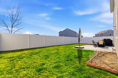 1543 W Parkview Dr, Syracuse, UT 84075 - Photo 32
