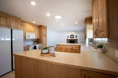 3439 W 7260 S, West Jordan, UT 84084 - Photo 10