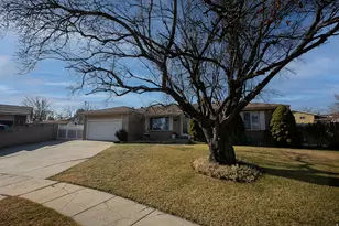 3439 W 7260 S, West Jordan, UT 84084 - Photo 2