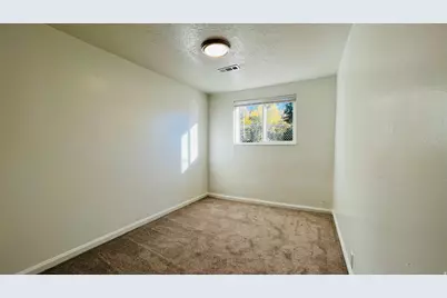 429 S Coleman St W, Tooele, UT 84074 - Photo 6