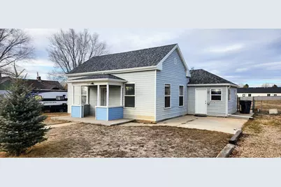 264 W 300 N, Mount Pleasant, UT 84647 - Photo 1