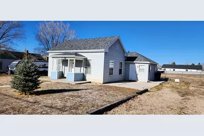 264 W 300 N, Mount Pleasant, UT 84647 - Photo 2