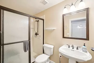 798 E Spruce Tree Ln, Sandy, UT 84094 - Photo 30