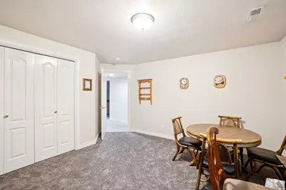 798 E Spruce Tree Ln, Sandy, UT 84094 - Photo 16