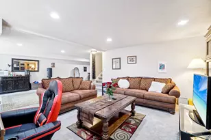 798 E Spruce Tree Ln, Sandy, UT 84094 - Photo 12