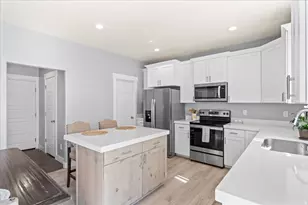 3624 N Annabell St, Eagle Mountain, UT 84005 - Photo 8