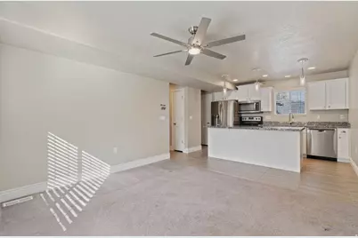 185 E Majestic Elms Pl, South Salt Lake, UT 84115 - Photo 4