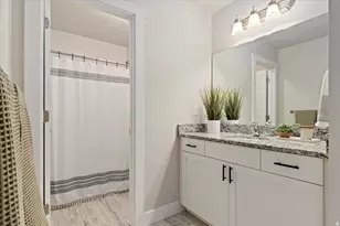 8112 N Clydesdale Dr E, Eagle Mountain, UT 84005 - Photo 14