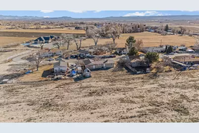 195 N 800 W, Cleveland, UT 84518 - Photo 8