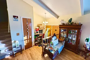 2809 Willow Hills Dr, Sandy, UT 84093 - Photo 4