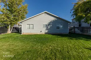 1961 S 100 W, Clearfield, UT 84015 - Photo 26