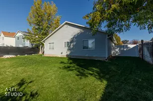 1961 S 100 W, Clearfield, UT 84015 - Photo 26