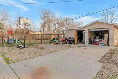 2741 W Haun Dr, West Jordan, UT 84088 - Photo 28