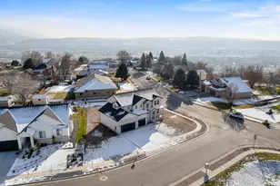 2237 E Parkside Cir S, South Ogden, UT 84403 - Photo 36