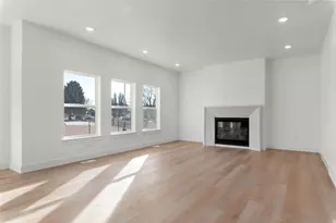2237 E Parkside Cir S, South Ogden, UT 84403 - Photo 6