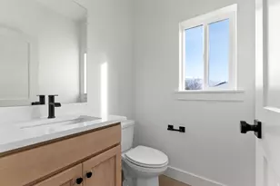 2237 E Parkside Cir S, South Ogden, UT 84403 - Photo 12