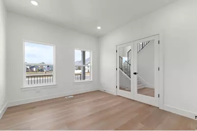 2237 E Parkside Cir S, South Ogden, UT 84403 - Photo 4