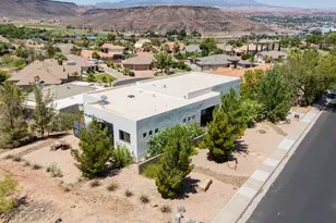 2176 S Southgate Hills Dr, Saint George, UT 84770 - Photo 2