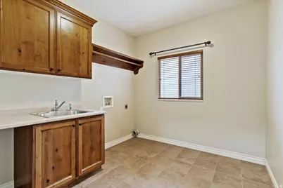 794 S 700 W, Layton, UT 84041 - Photo 32