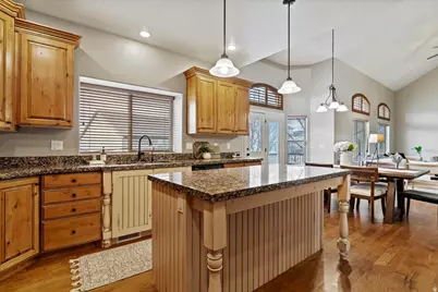 794 S 700 W, Layton, UT 84041 - Photo 18