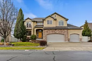 794 S 700 W, Layton, UT 84041 - Photo 2