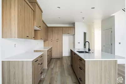 189 E 210 N #8, North Salt Lake, UT 84054 - Photo 4