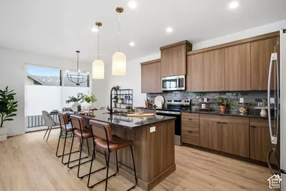 189 E 210 N #8, North Salt Lake, UT 84054 - Photo 16