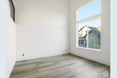 189 E 210 N #8, North Salt Lake, UT 84054 - Photo 6