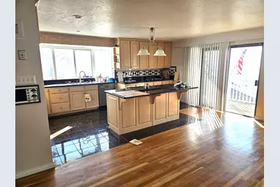 615 E Aloha Rd N, Salt Lake City, UT 84103 - Photo 2