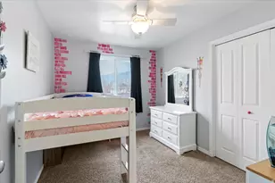 438 W 1050 N, Centerville, UT 84014 - Photo 20