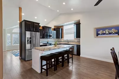 438 W 1050 N, Centerville, UT 84014 - Photo 6