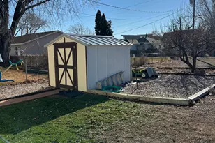 131 W 400 S, Vernal, UT 84078 - Photo 10